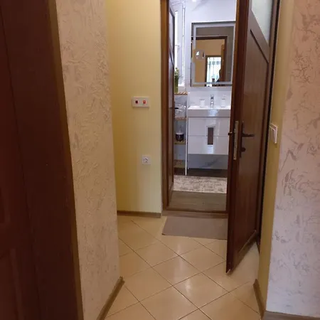 дани * Поморие