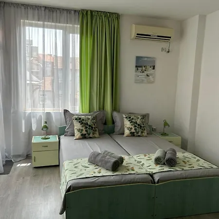 Guest House Pomorie Guest house *